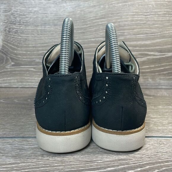 Cole Haan Gramercy Black Leather Women’s Sz 7B Wingtip Lace Up Oxford Shoes - Picture 4 of 10